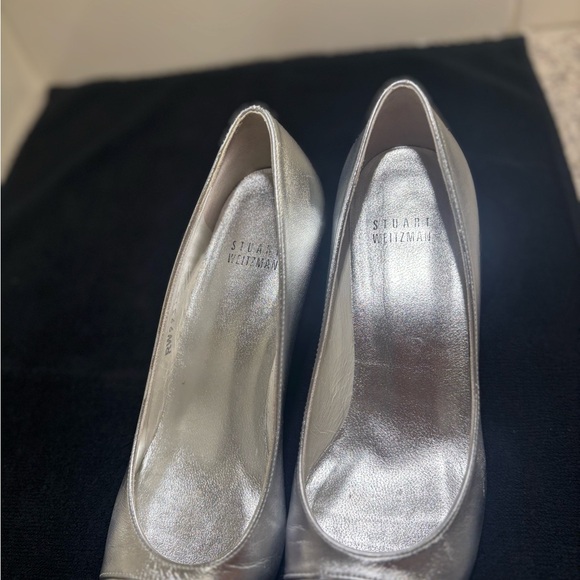 Stuart Weitzman Silver Heels - Picture 3 of 9